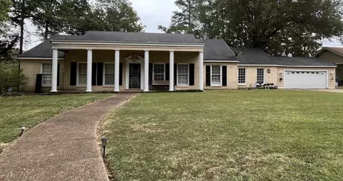 4014 Glendale Dr, Memphis, TN 38128