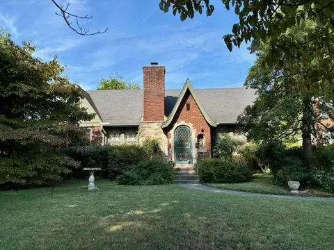 955 Sheridan St, Memphis, TN 38107
