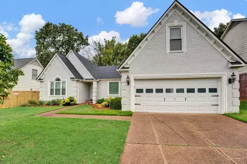 3163 Shadow Green Ln, Lakeland, TN 38002