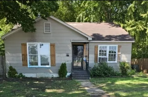 905 E Parkway Ave, Memphis, TN 38104