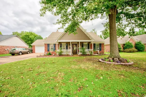 348 Wolf Run Rd, Collierville, TN 38017