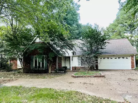 8332 Farmington Blvd, Germantown, TN 38139
