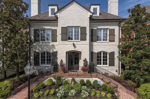 1911 Hazelton Dr, Germantown, TN 38138
