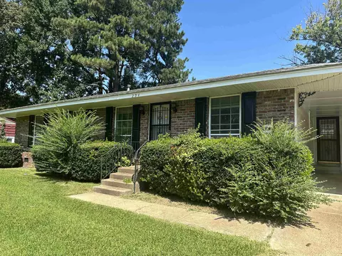 294 Dreger Rd, Memphis, TN 38109