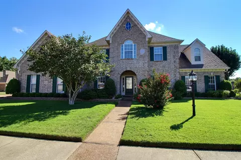 4586 Barkley Manor Dr, Collierville, TN 38017