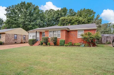 1271 Whitewater Rd, Memphis, TN 38117