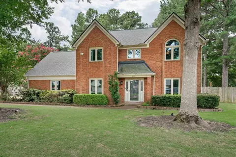 8833 Bonnybridge Dr, Germantown, TN 38139