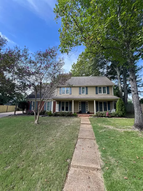 10207 Crooked Creek Cv, Collierville, TN 38017