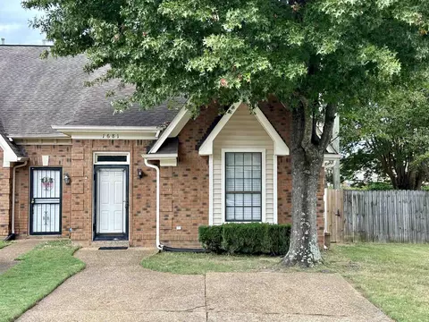 1681 Sorghum Mill Dr, Memphis, TN 38016