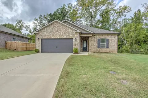 471 Vivian Way, Atoka, TN 38004
