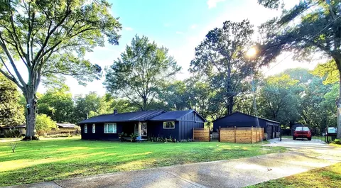 2677 Juneway Dr, Bartlett, TN 38134