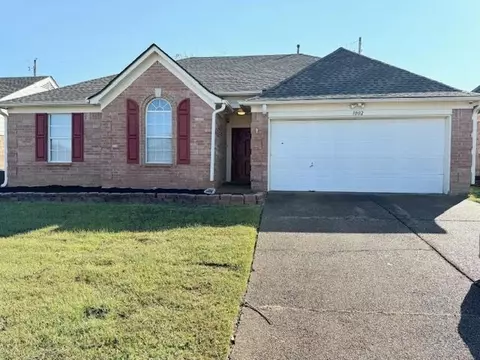 1002 Coolidge Cv, Cordova, TN 38018
