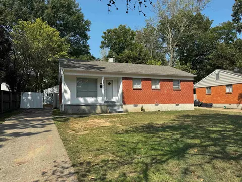 1877 Hartland St, Memphis, TN 38128