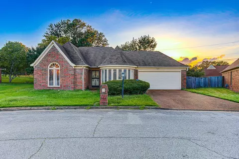 4295 Woody Creek Cv, Memphis, TN 38141
