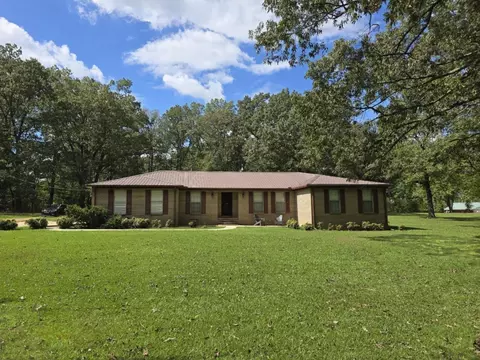 350 Helene Dr, Arlington, TN 38002