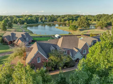 3572 Patricia Ellen Dr, Bartlett, TN 38133