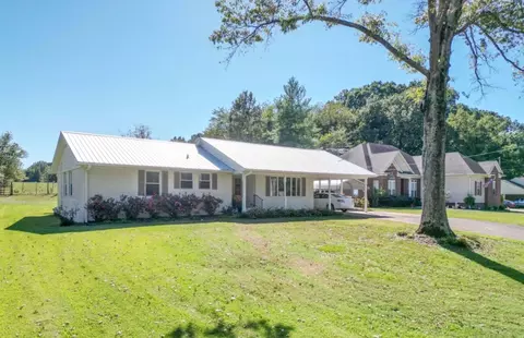 115 Rolling Oaks Dr, Somerville, TN 38068