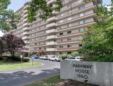 1960 N Parkway Ave #610, Memphis, TN 38112