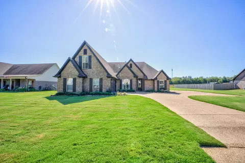 370 Pearl Dr, Somerville, TN 38068