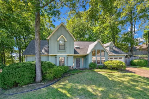 8721 Brownsford Cv, Memphis, TN 38016