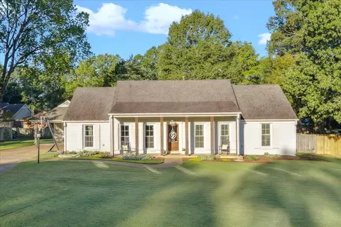 1561 Blue Grass Cv, Germantown, TN 38138