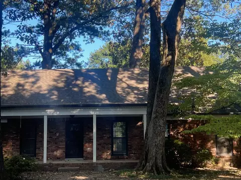 2266 Wickerwood Cv, Memphis, TN 38119
