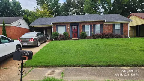 291 Washburn Dr, Memphis, TN 38109