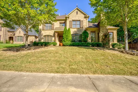 4660 Maple Forest Dr, Lakeland, TN 38002