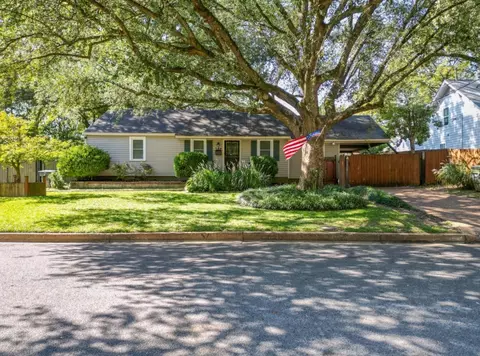 789 St Nick Rd, Memphis, TN 38117