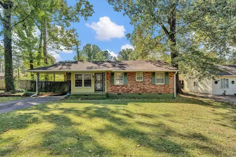 4909 Lochinvar Dr, Memphis, TN 38116