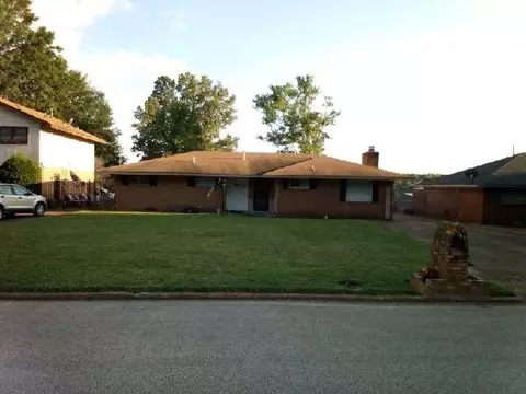 1903 W Holmes Rd, Memphis, TN 38109