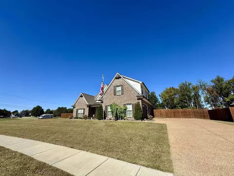 22 Cedar Ridge Cv, Atoka, TN 38004