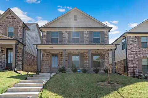 10159 Macon Rd, Cordova, TN 38018