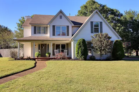 642 Scarlett Ohara Dr, Collierville, TN 38017