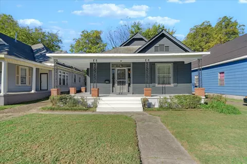1347 Ridgeway St, Memphis, TN 38106