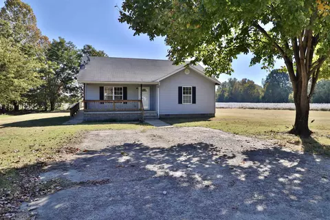 40 Bradford Ln, Gates, TN 38037