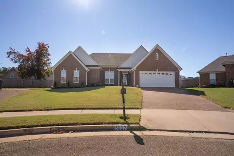 5017 Thornebrook Cv, Arlington, TN 38002