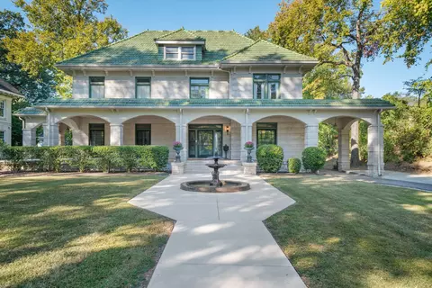 215 S Belvedere Blvd, Memphis, TN 38104