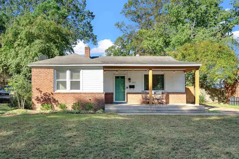 1061 Larry Ln, Memphis, TN 38122