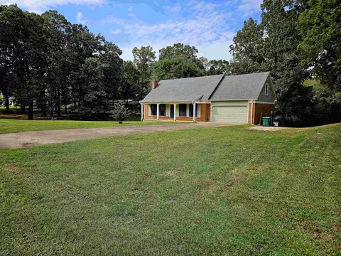 3670 S Windermere Dr, Nesbit, MS 38651