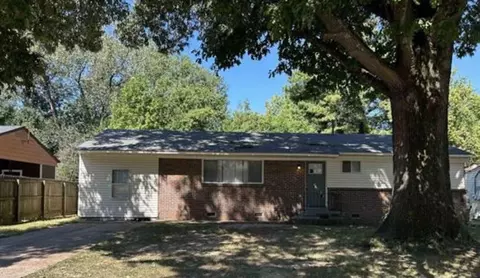 3595 England St, Memphis, TN 38127