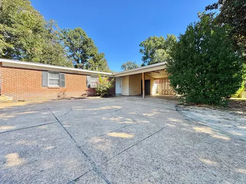 4890 Knight Arnold Rd, Memphis, TN 38118