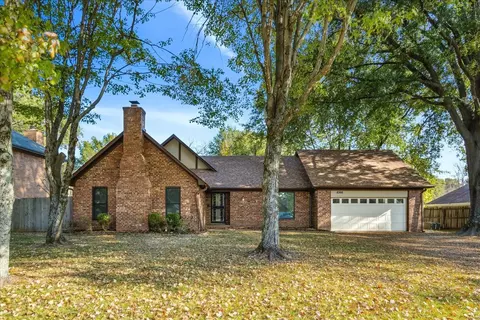 8366 Chimneyrock Blvd, Memphis, TN 38016