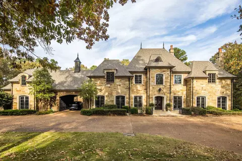 214 Mountain Brook Cv, Eads, TN 38028