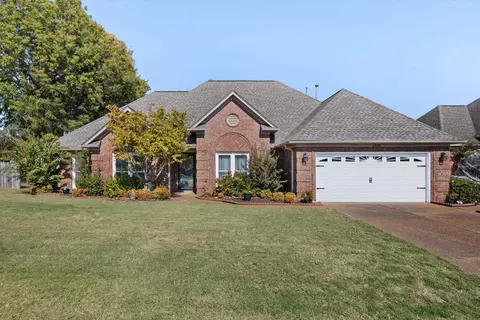 6800 Briarfield Ln, Bartlett, TN 38135