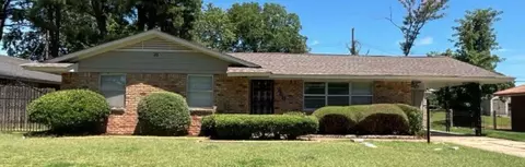 866 Parkrose Rd, Memphis, TN 38109
