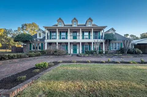 8080 Poplar Pike, Germantown, TN 38138