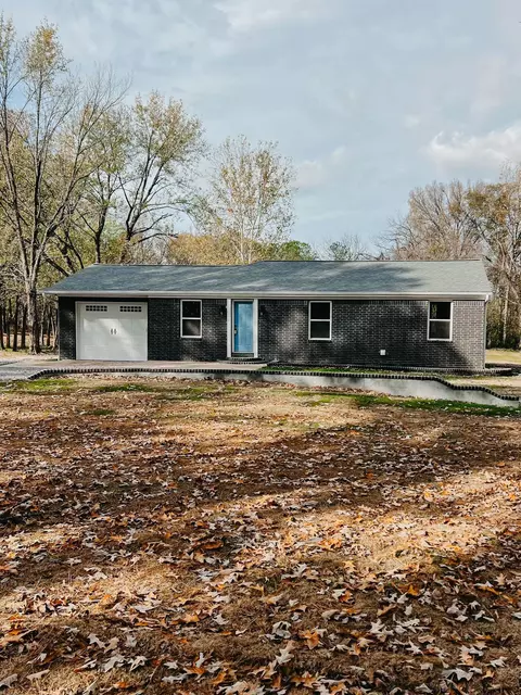 8523 Epperson Mill Rd, Millington, TN 38053