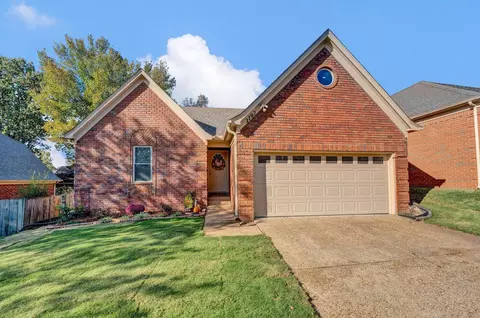3107 Ultragreen Ln, Lakeland, TN 38002
