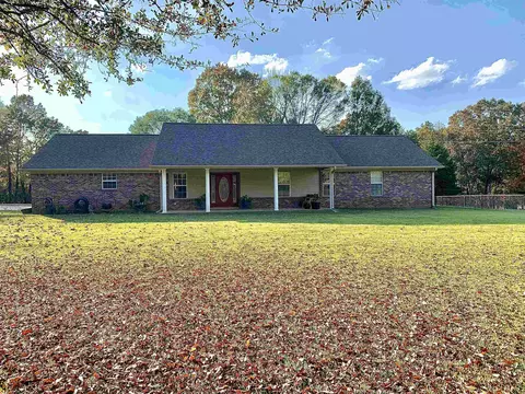 1520 Pocahontas Rd, Pocahontas, TN 38061